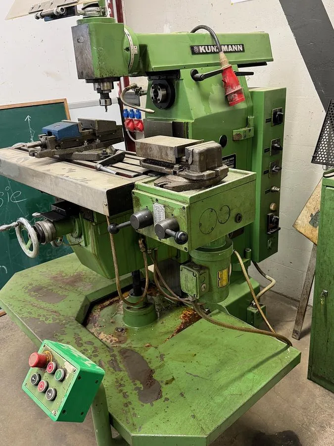 Universal-Fräsmaschine (konventionell) KUNZMANN UF 6 N